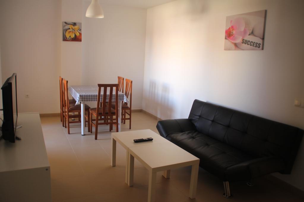 Apartamentos Playamar 滨海罗克塔斯 外观 照片