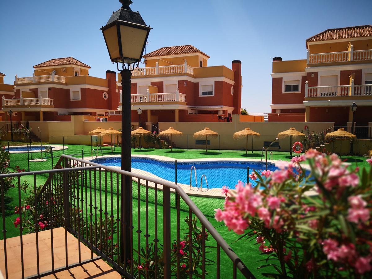 Apartamentos Playamar 滨海罗克塔斯 外观 照片