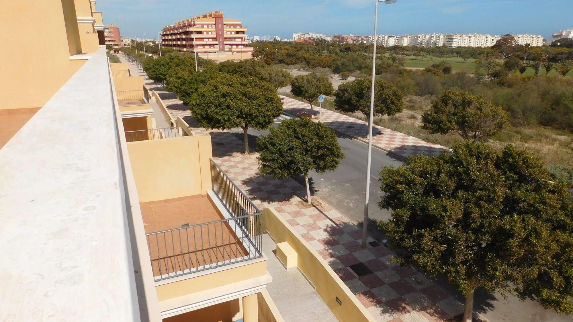 Apartamentos Playamar 滨海罗克塔斯 外观 照片